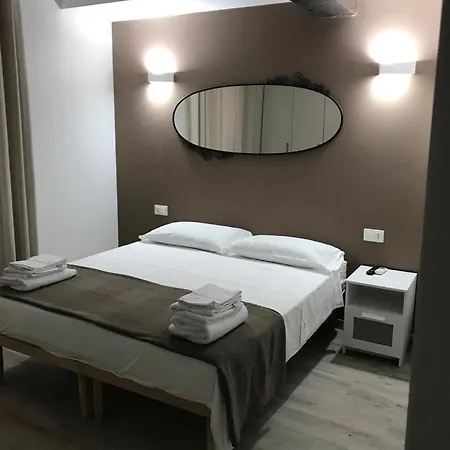 Borgo Guazzo Flat * Парма
